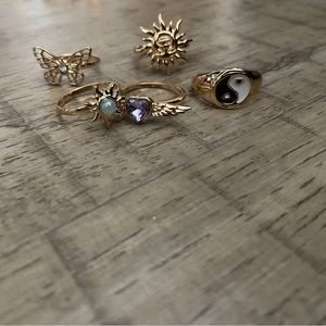 5 piece gold ring set
